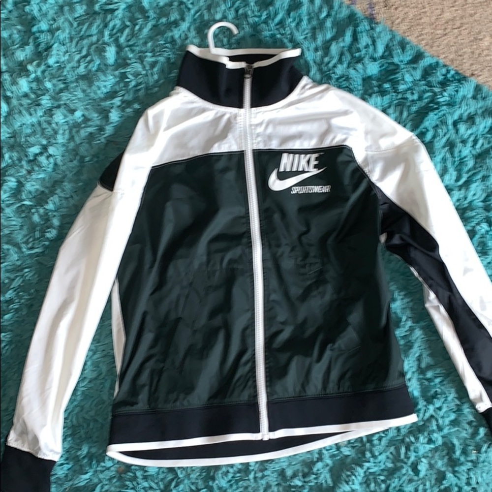 Nike windbreaker
